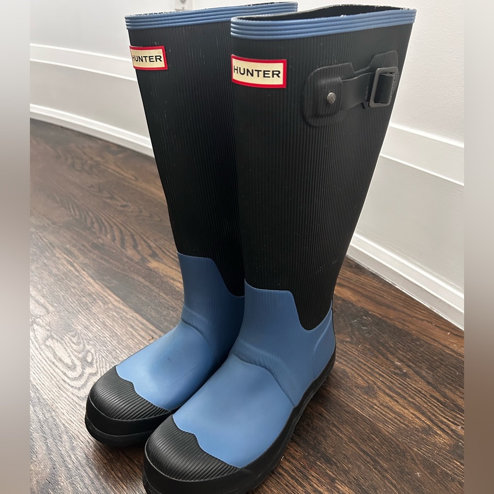 Hunter Rain Boots 💙🖤